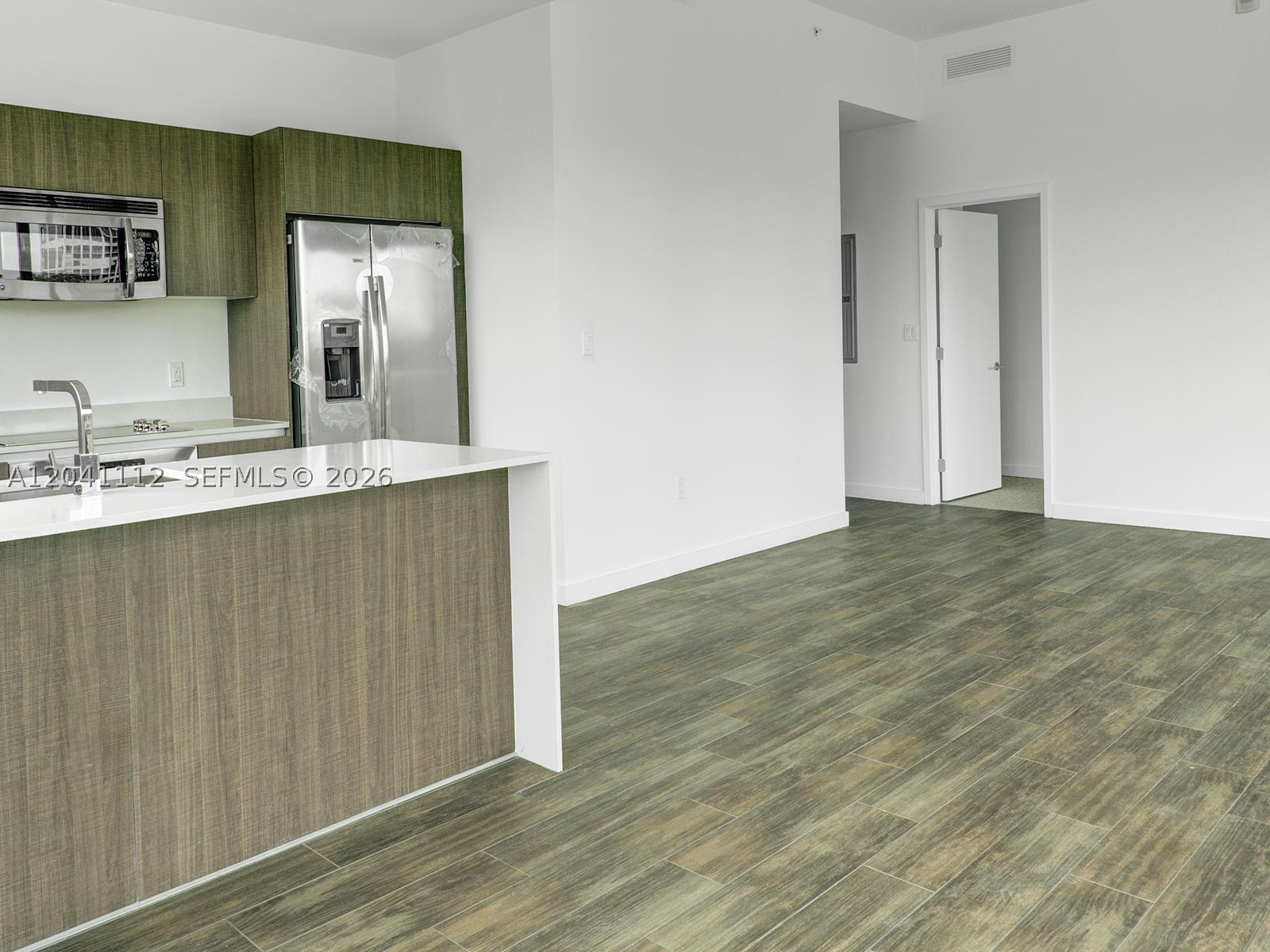 1600 SW 1st Ave #401, Miami FL 33129