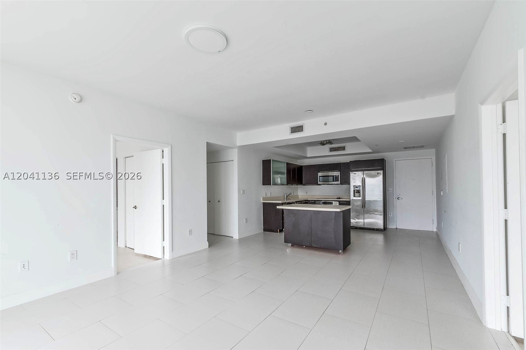 90 SW 3rd St #3211, Miami FL 33130