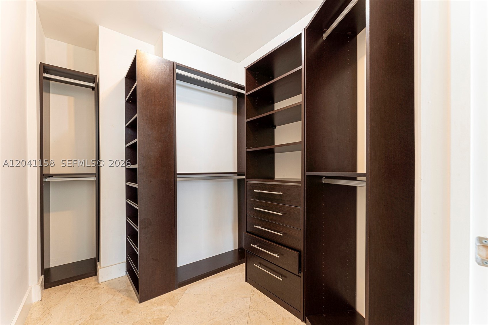 15901 Collins Ave #2805, Sunny Isles Beach FL 33160
