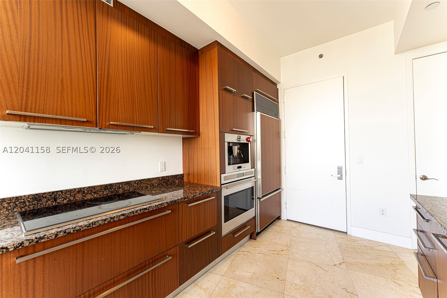 15901 Collins Ave #2805, Sunny Isles Beach FL 33160