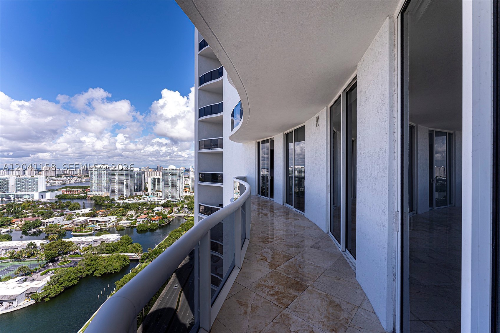 15901 Collins Ave #2805, Sunny Isles Beach FL 33160