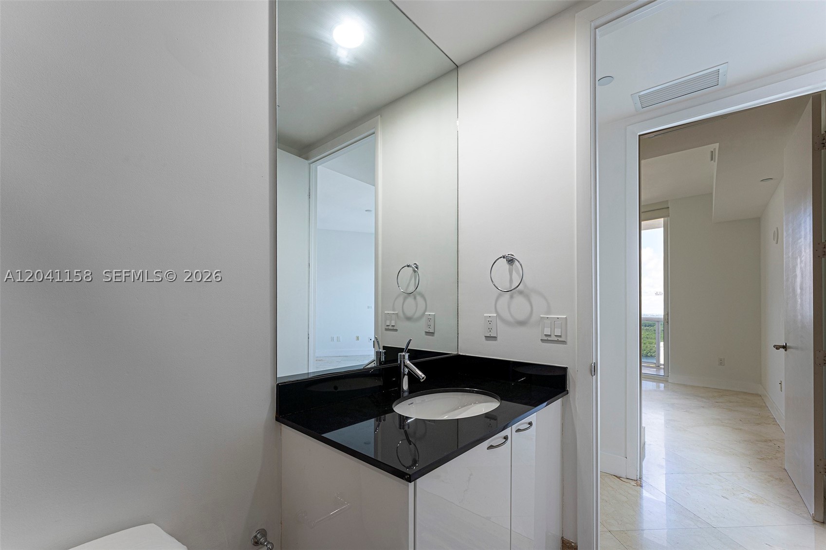 15901 Collins Ave #2805, Sunny Isles Beach FL 33160