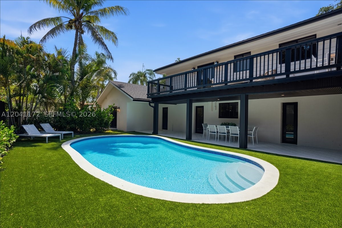 6250 SW 48th St, Miami FL 33155