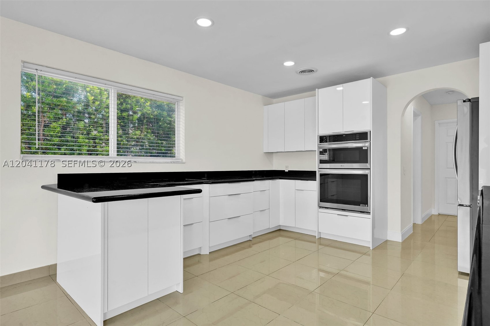 16453 NE 33rd Ave, North Miami Beach FL 33160
