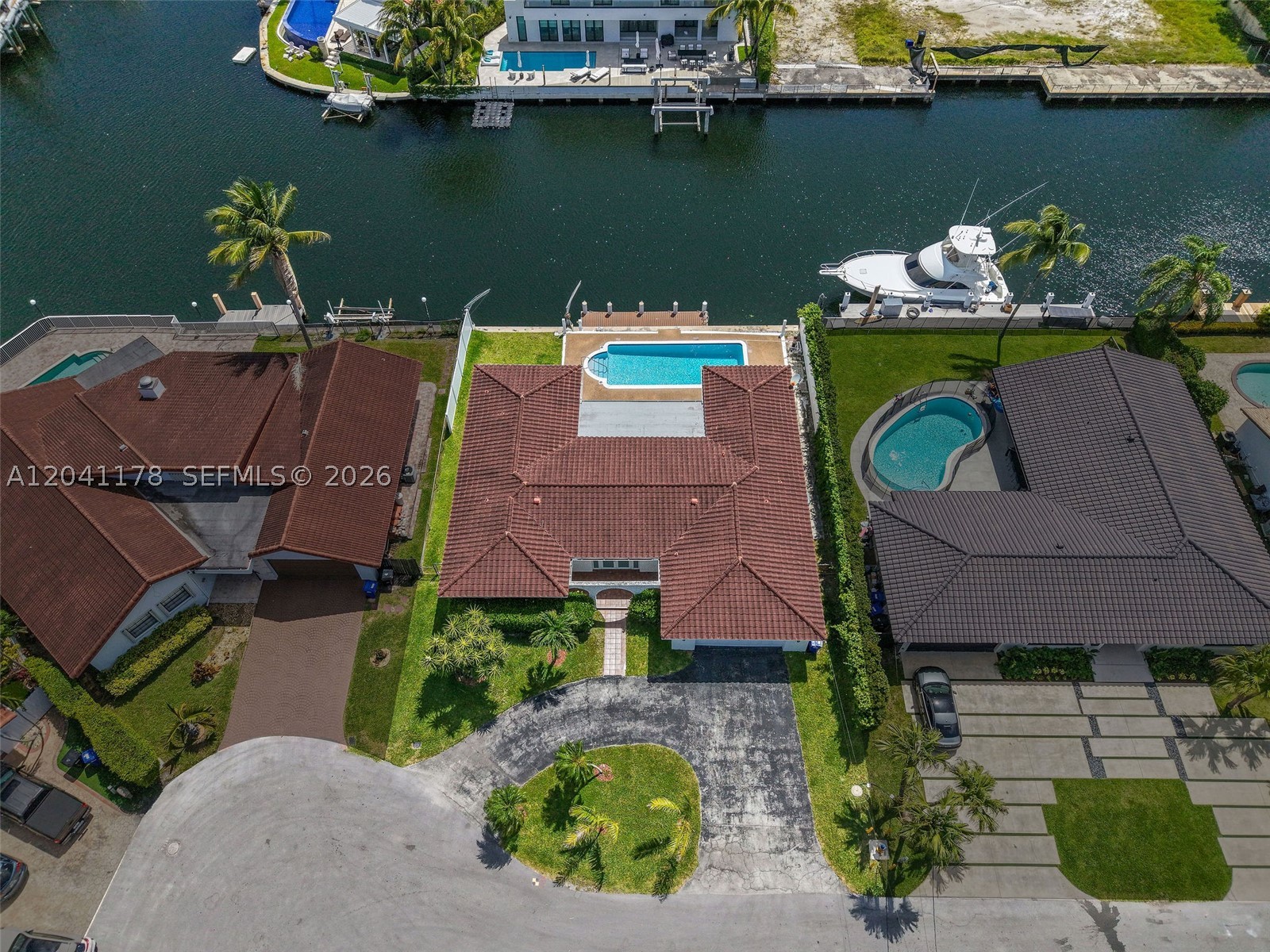 16453 NE 33rd Ave, North Miami Beach FL 33160
