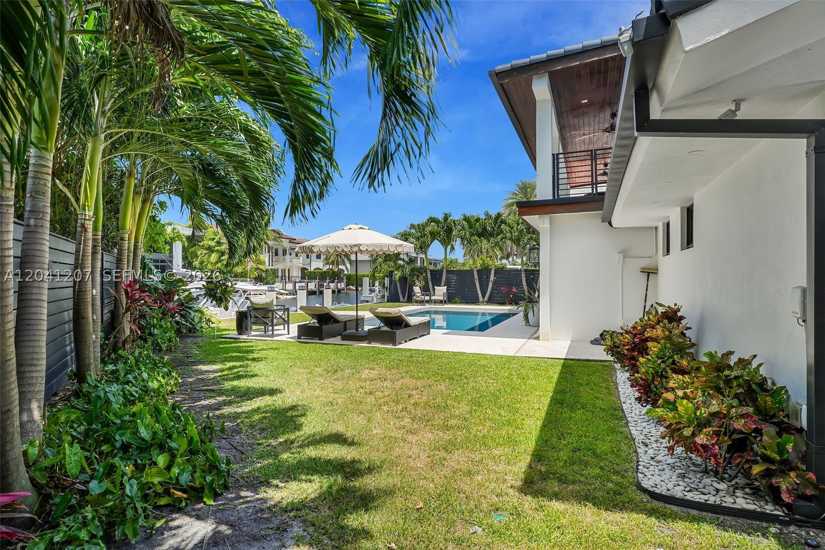 16416 NE 32nd Ave, North Miami Beach FL 33160