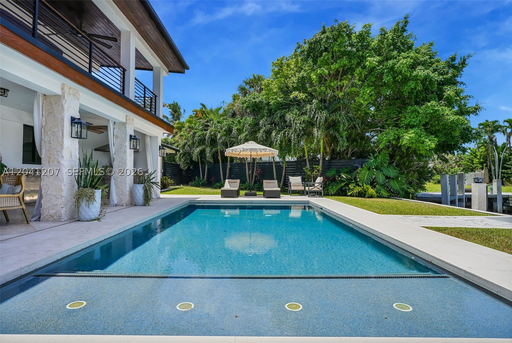 16416 NE 32nd Ave, North Miami Beach FL 33160
