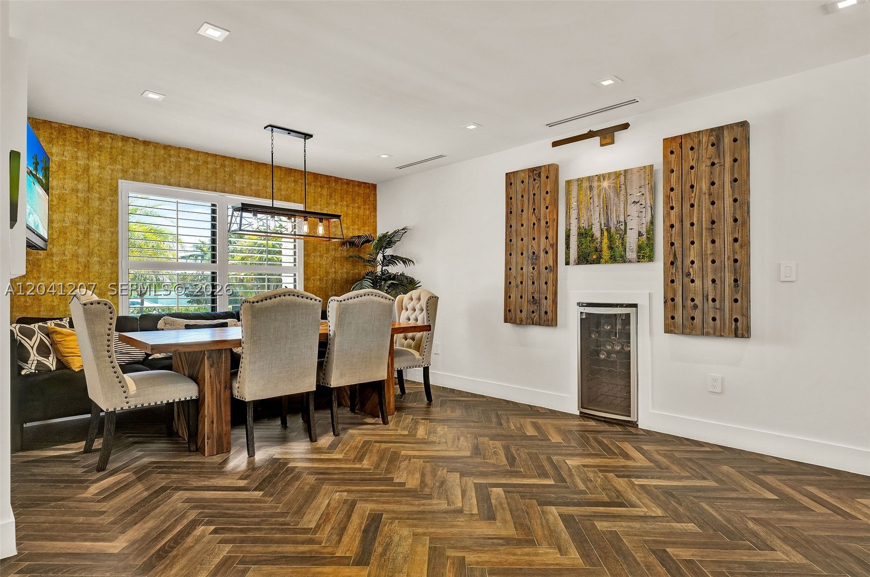 16416 NE 32nd Ave, North Miami Beach FL 33160