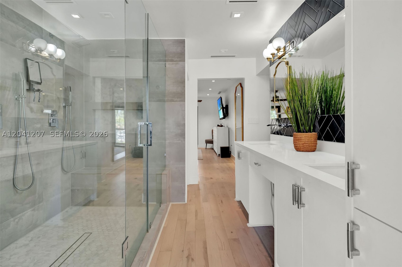 16416 NE 32nd Ave, North Miami Beach FL 33160