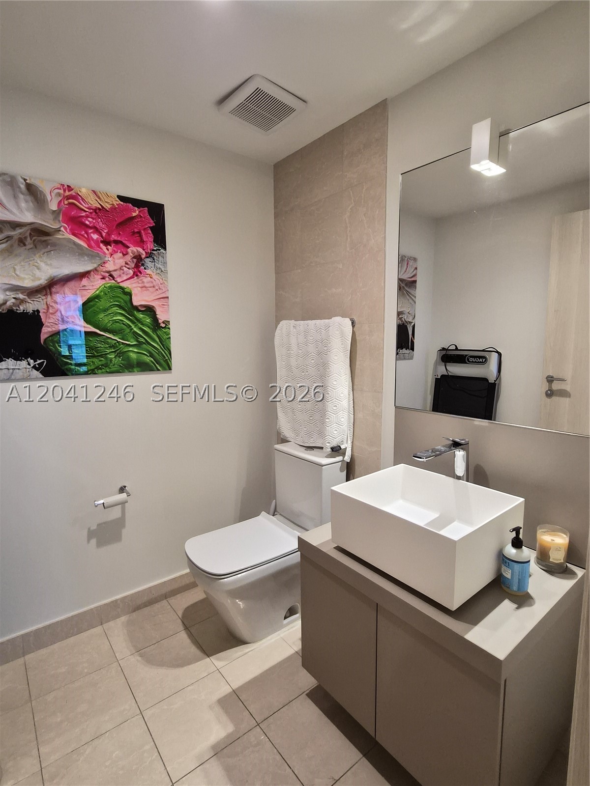1000 Brickell Plz #2101, Miami FL 33131