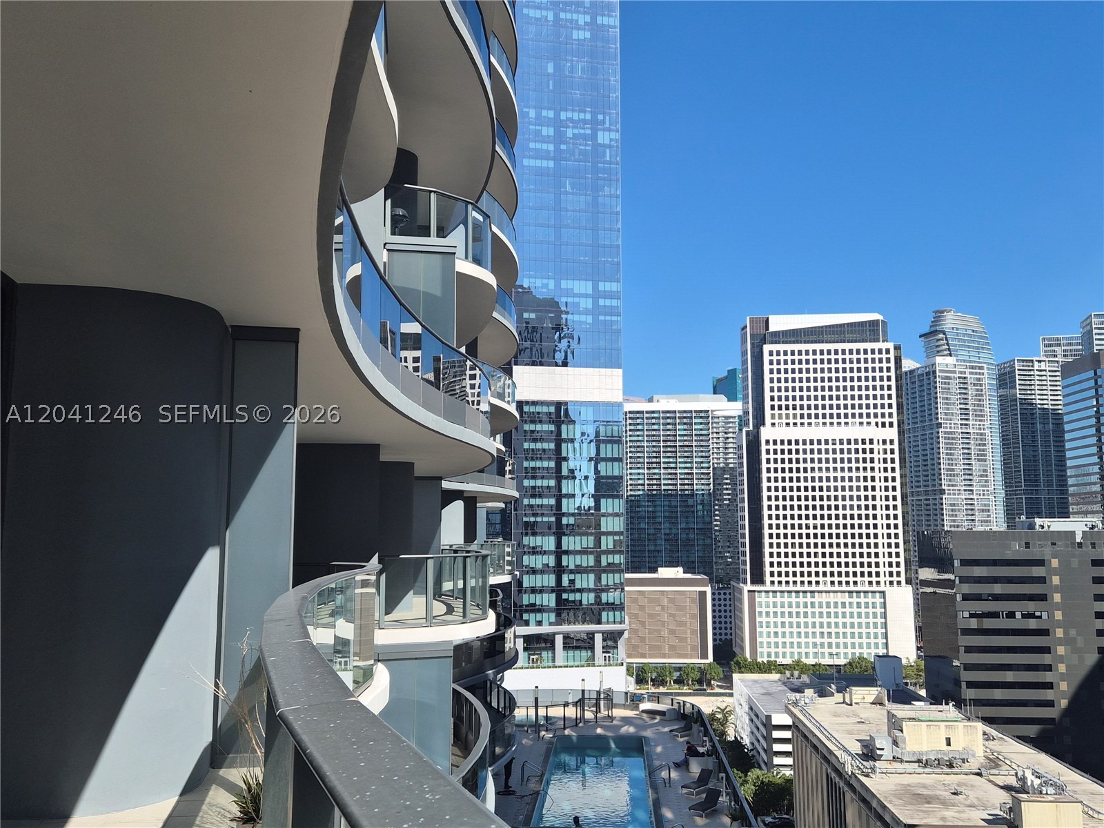 1000 Brickell Plz #2101, Miami FL 33131