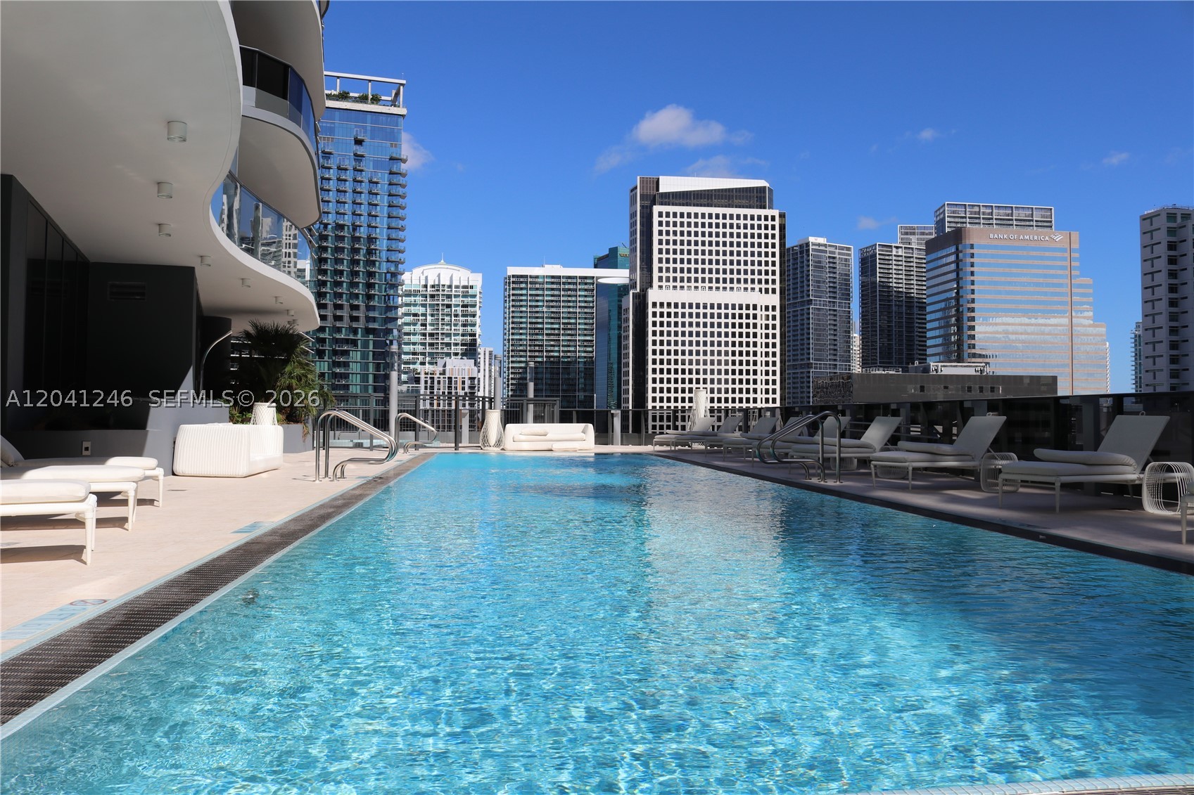 1000 Brickell Plz #2101, Miami FL 33131
