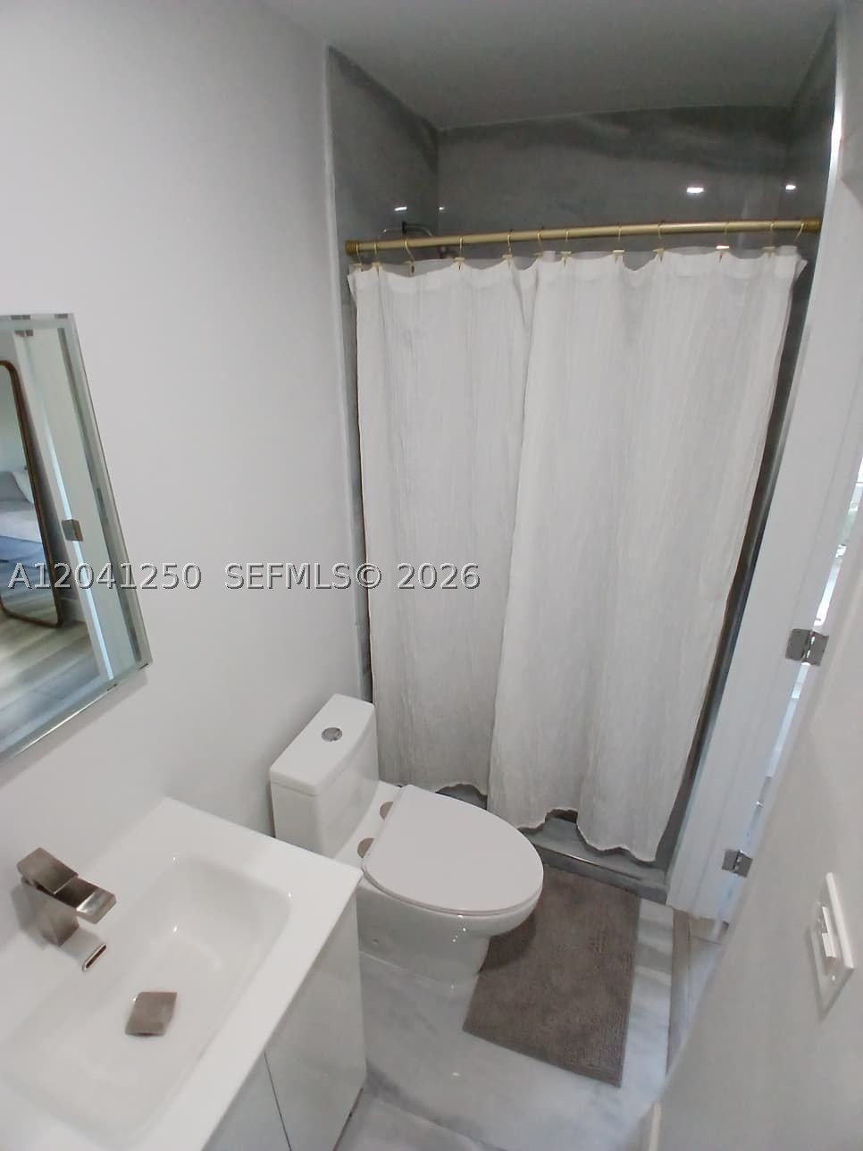 1937 NE 123rd St, North Miami FL 33181