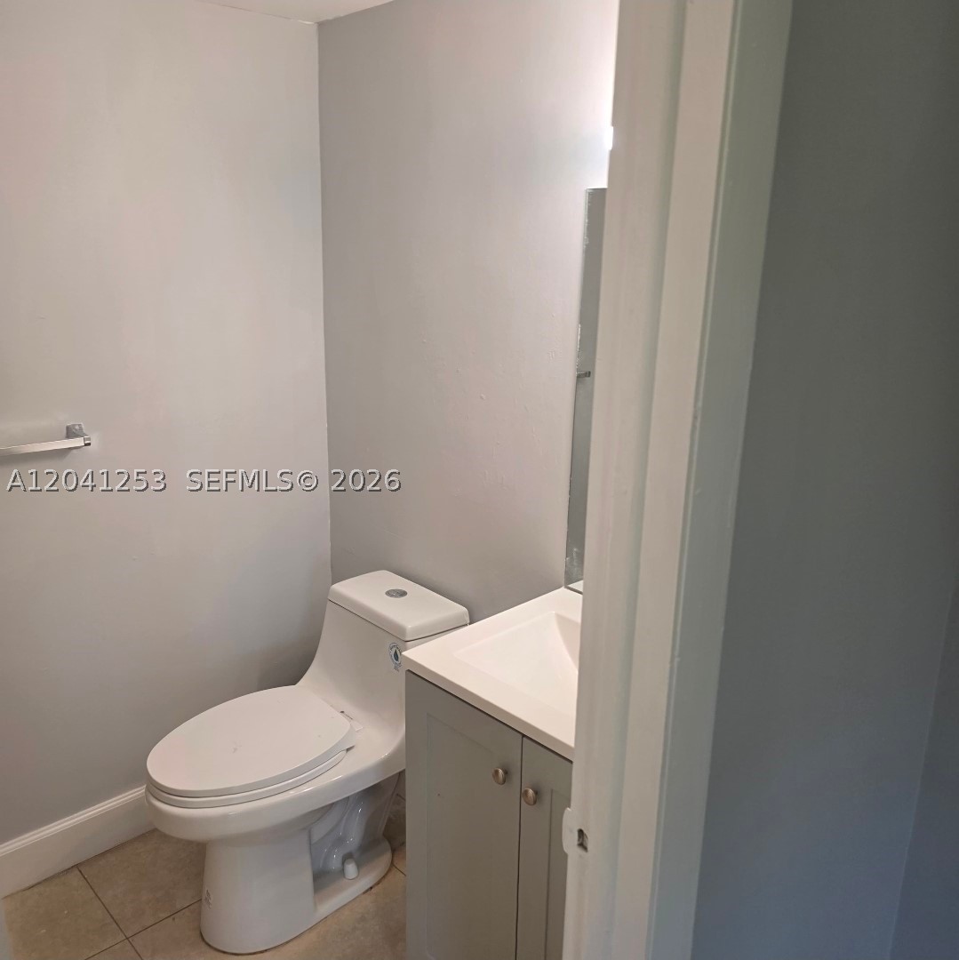 4721 NW 7th St #107-12, Miami FL 33126