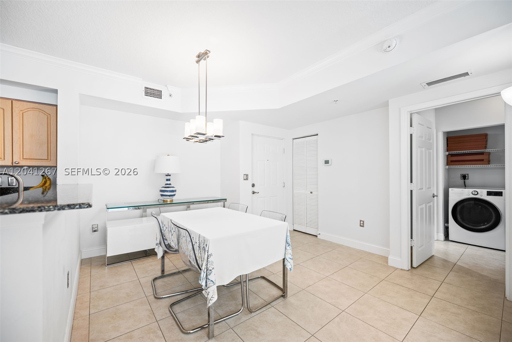 6861 SW 44th St #202, Miami FL 33155