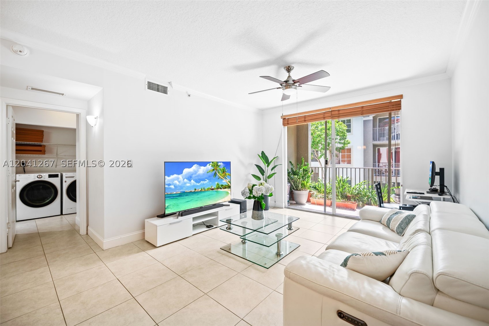 6861 SW 44th St #202, Miami FL 33155