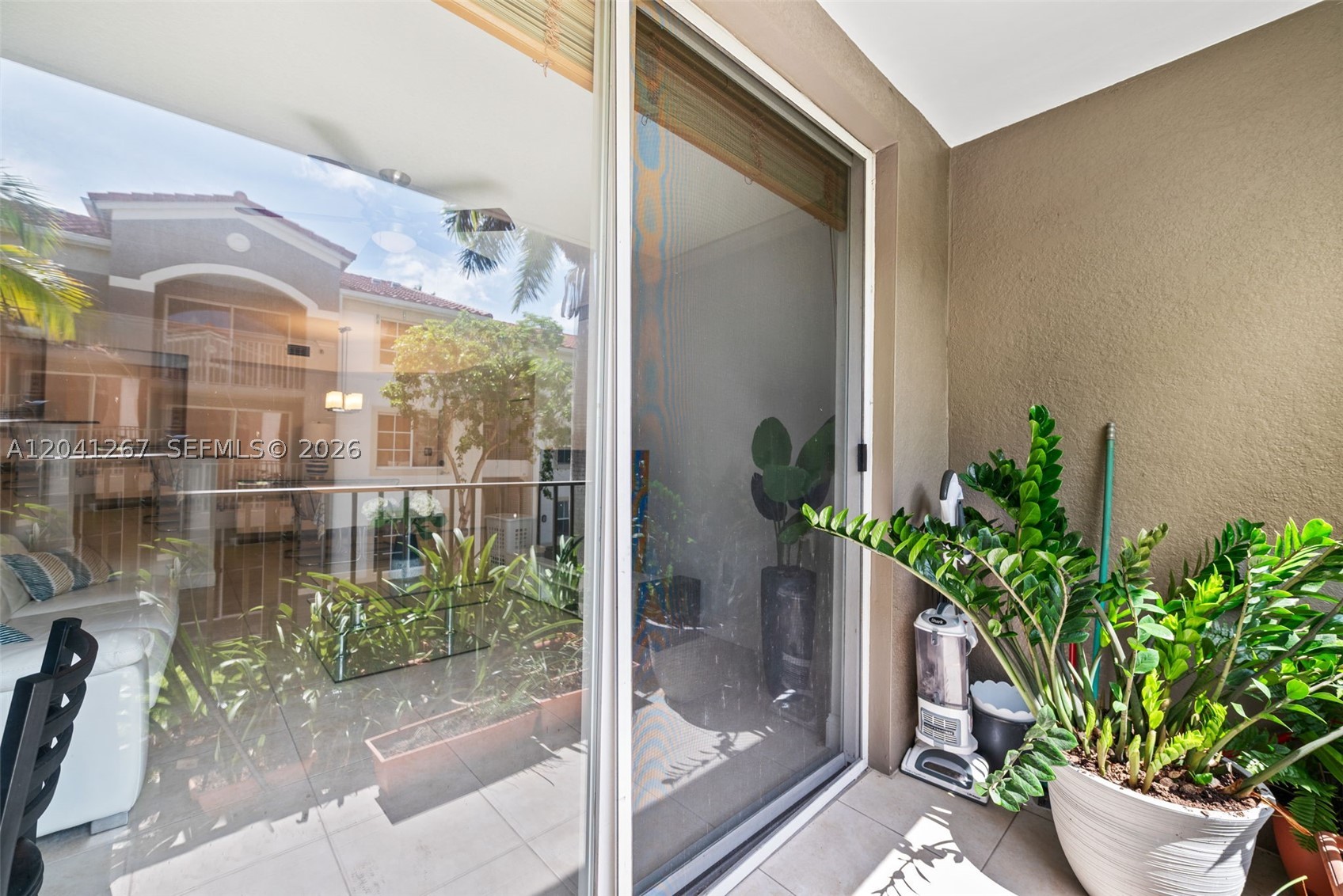 6861 SW 44th St #202, Miami FL 33155