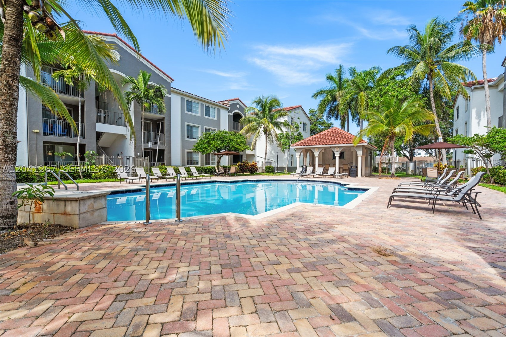 6861 SW 44th St #202, Miami FL 33155
