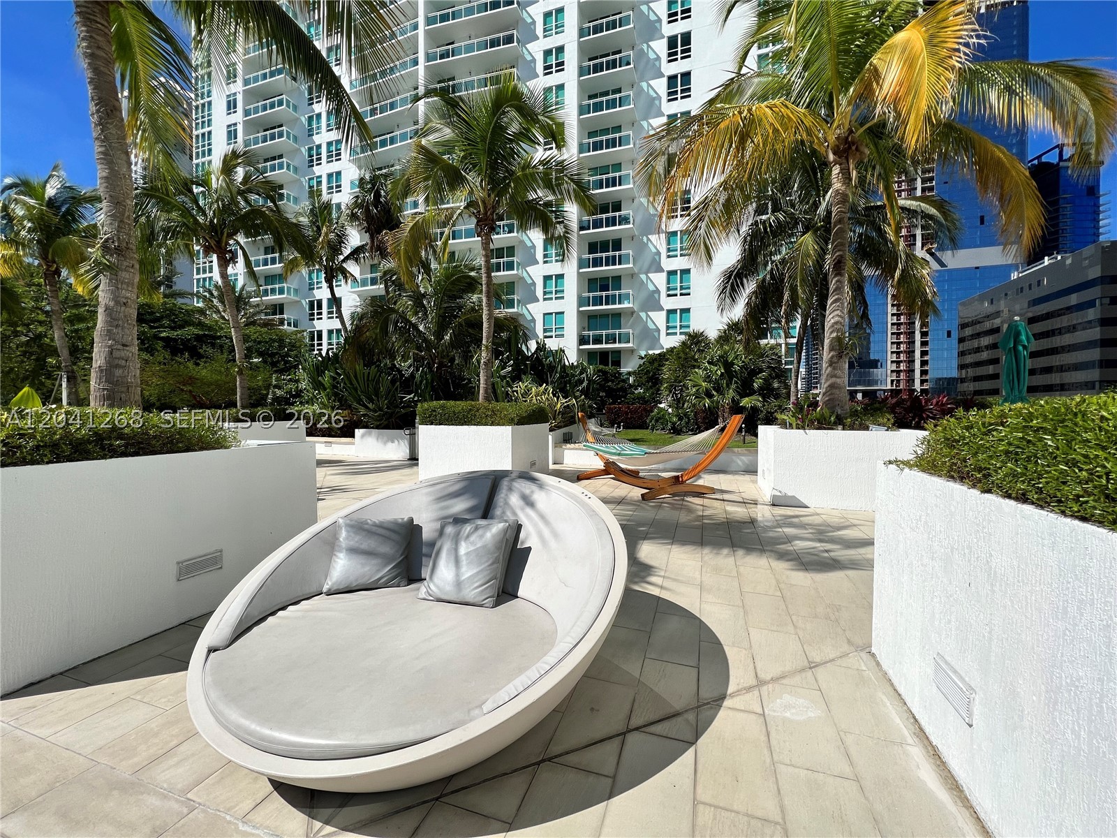 951 Brickell Ave #3300, Miami FL 33131