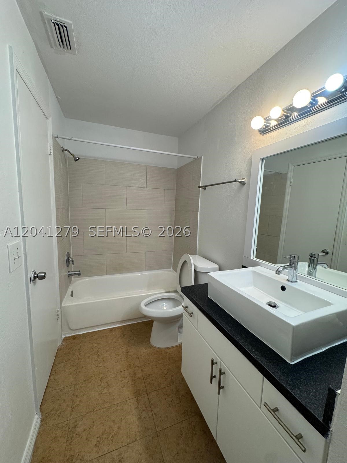 3400 N Pinewalk Dr N #924, Margate FL 33063