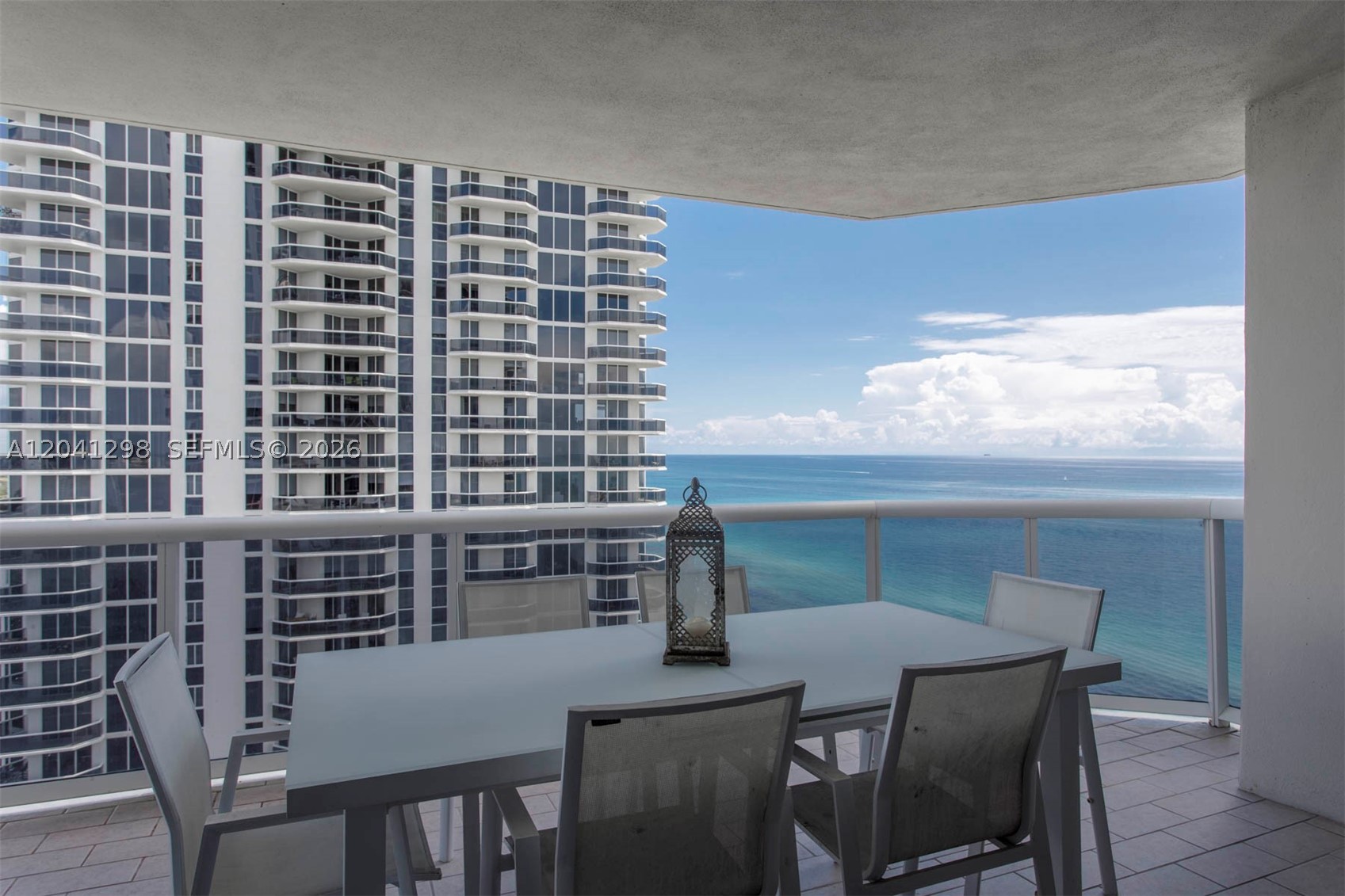 4775 Collins Ave #2508, Miami Beach FL 33140
