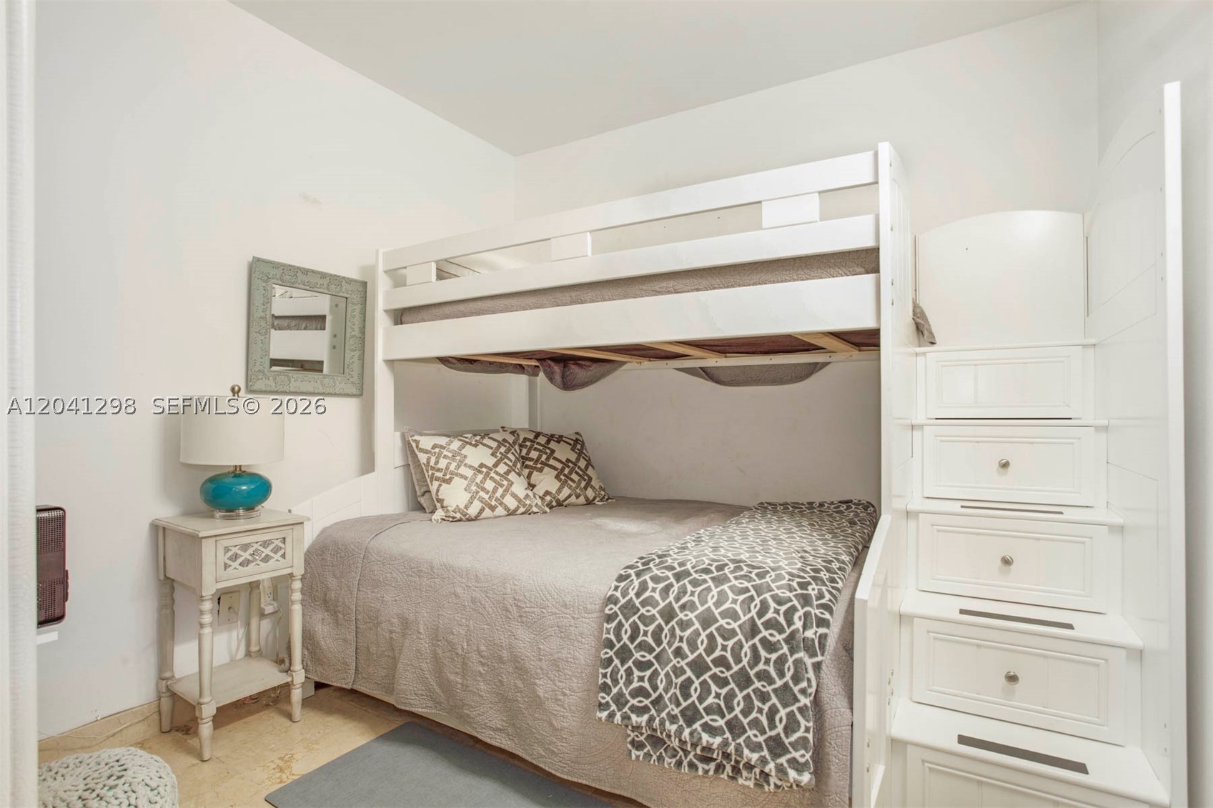 4775 Collins Ave #2508, Miami Beach FL 33140