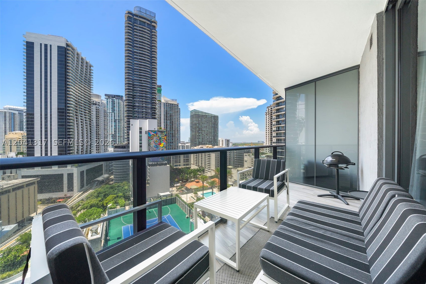 801 S Miami Ave #1604, Miami FL 33130