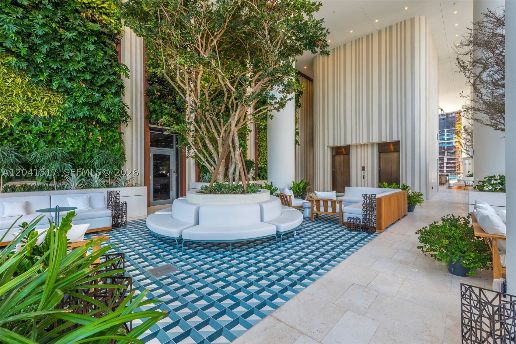 801 S Miami Ave #1604, Miami FL 33130