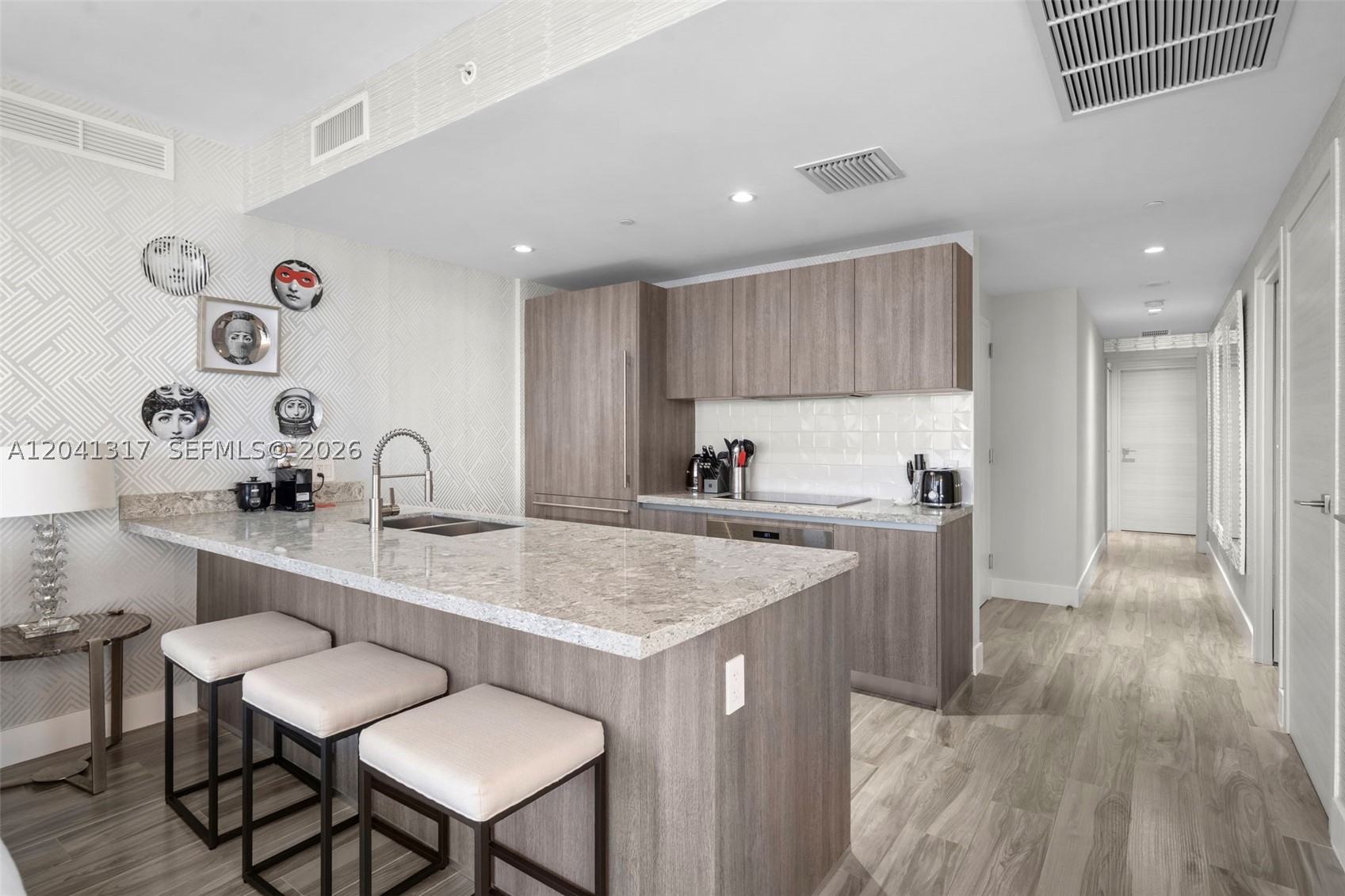 801 S Miami Ave #1604, Miami FL 33130