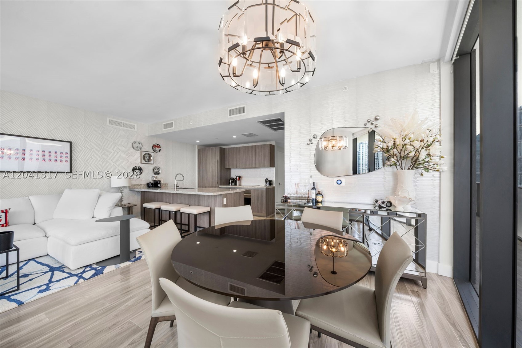 801 S Miami Ave #1604, Miami FL 33130