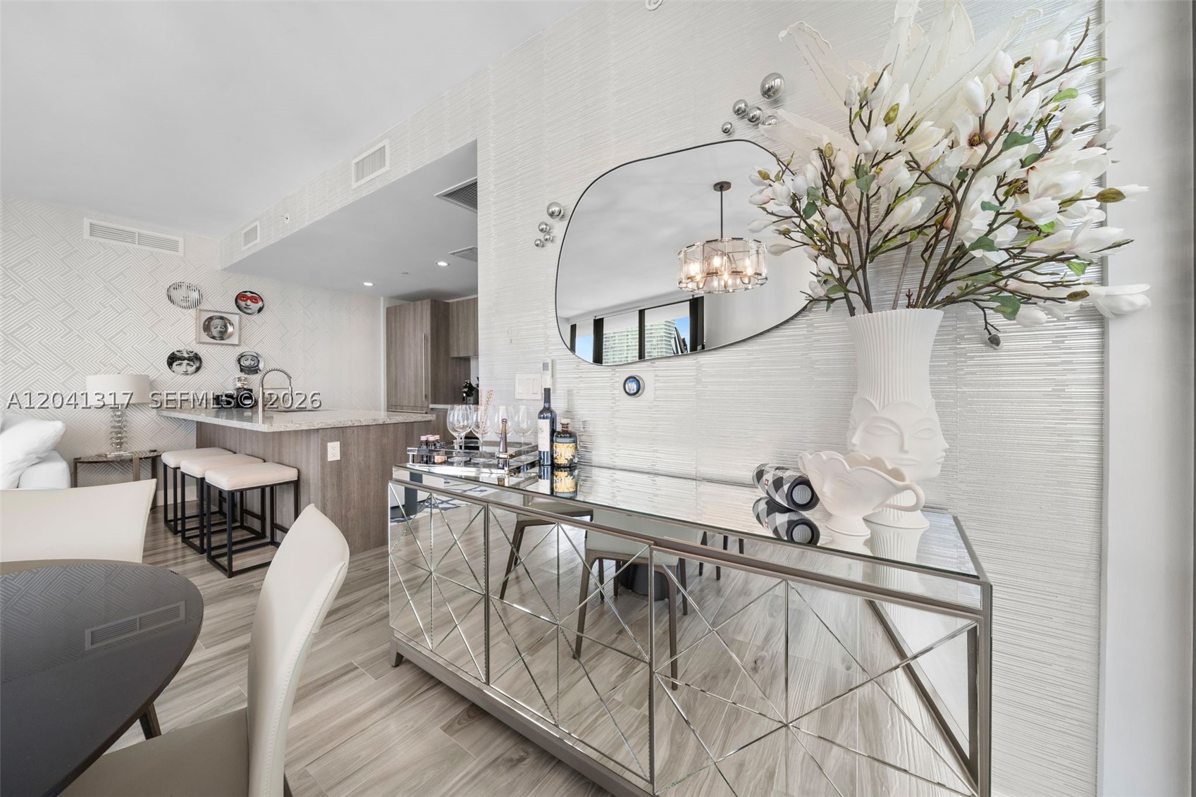 801 S Miami Ave #1604, Miami FL 33130