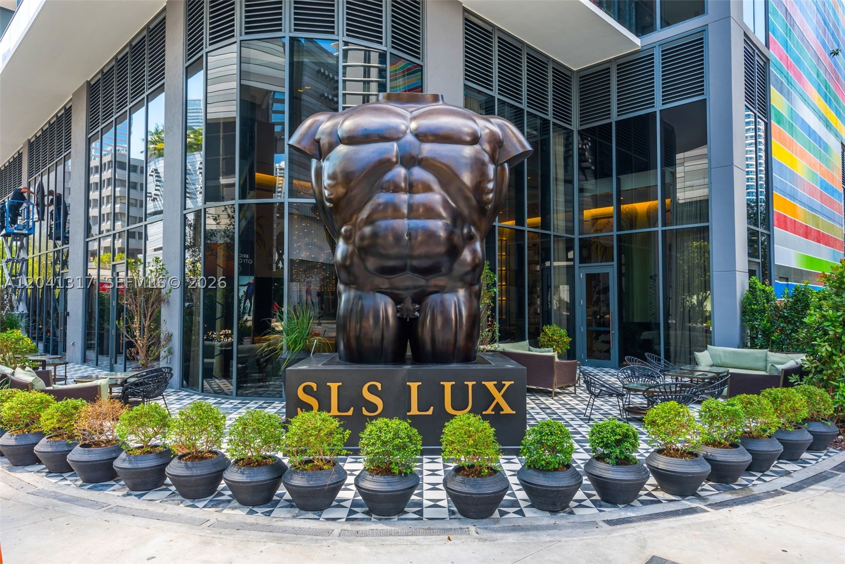 801 S Miami Ave #1604, Miami FL 33130