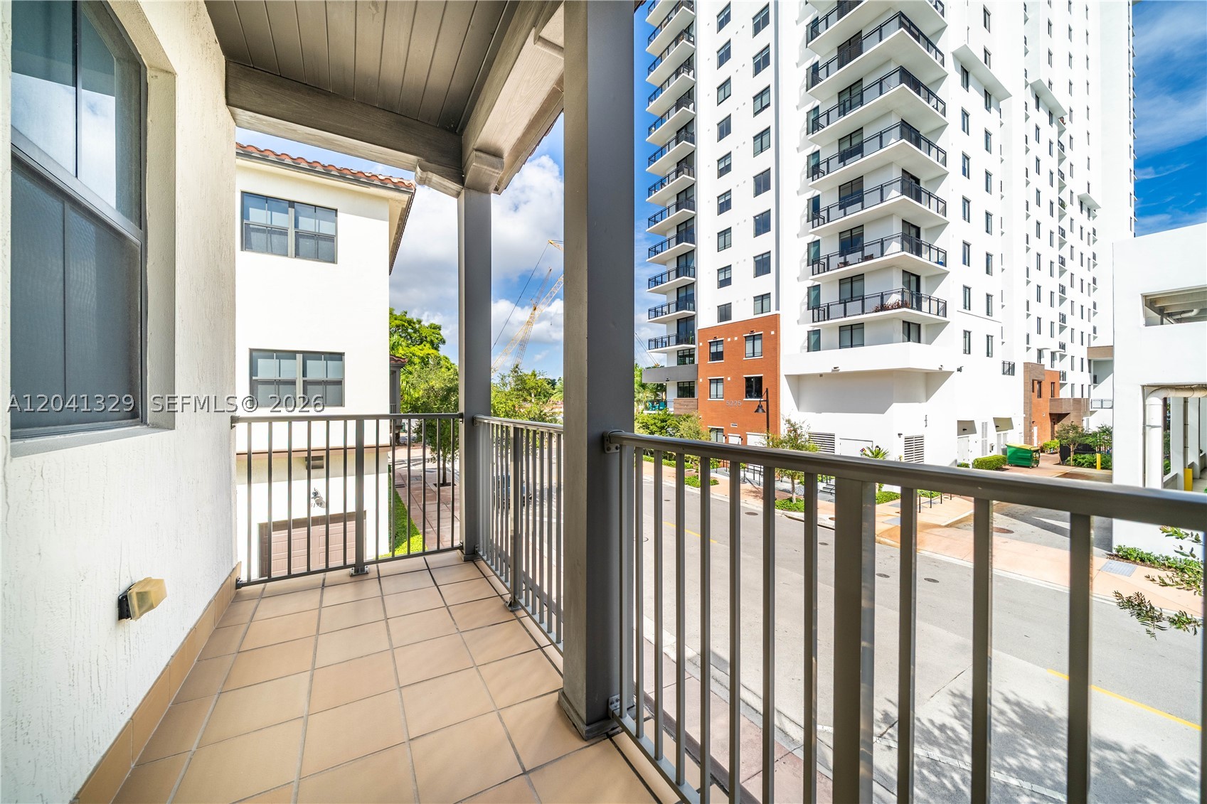 8478 NW 52nd St, Doral FL 33166
