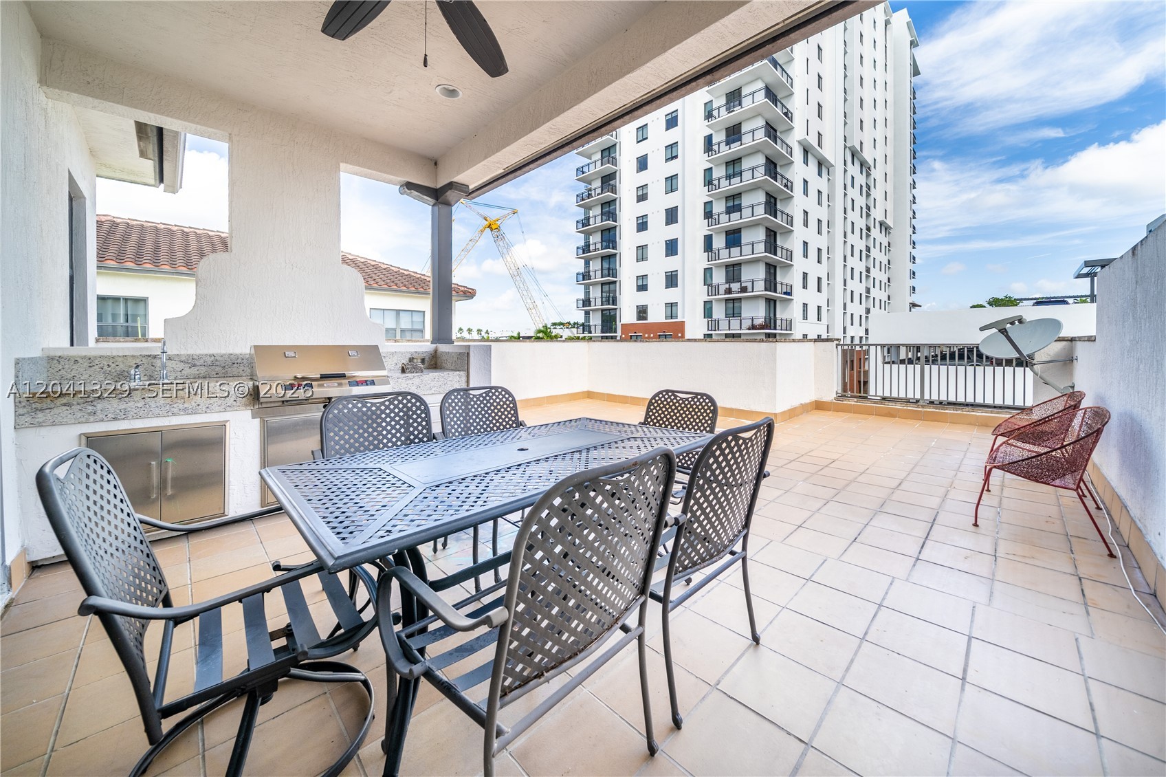 8478 NW 52nd St, Doral FL 33166