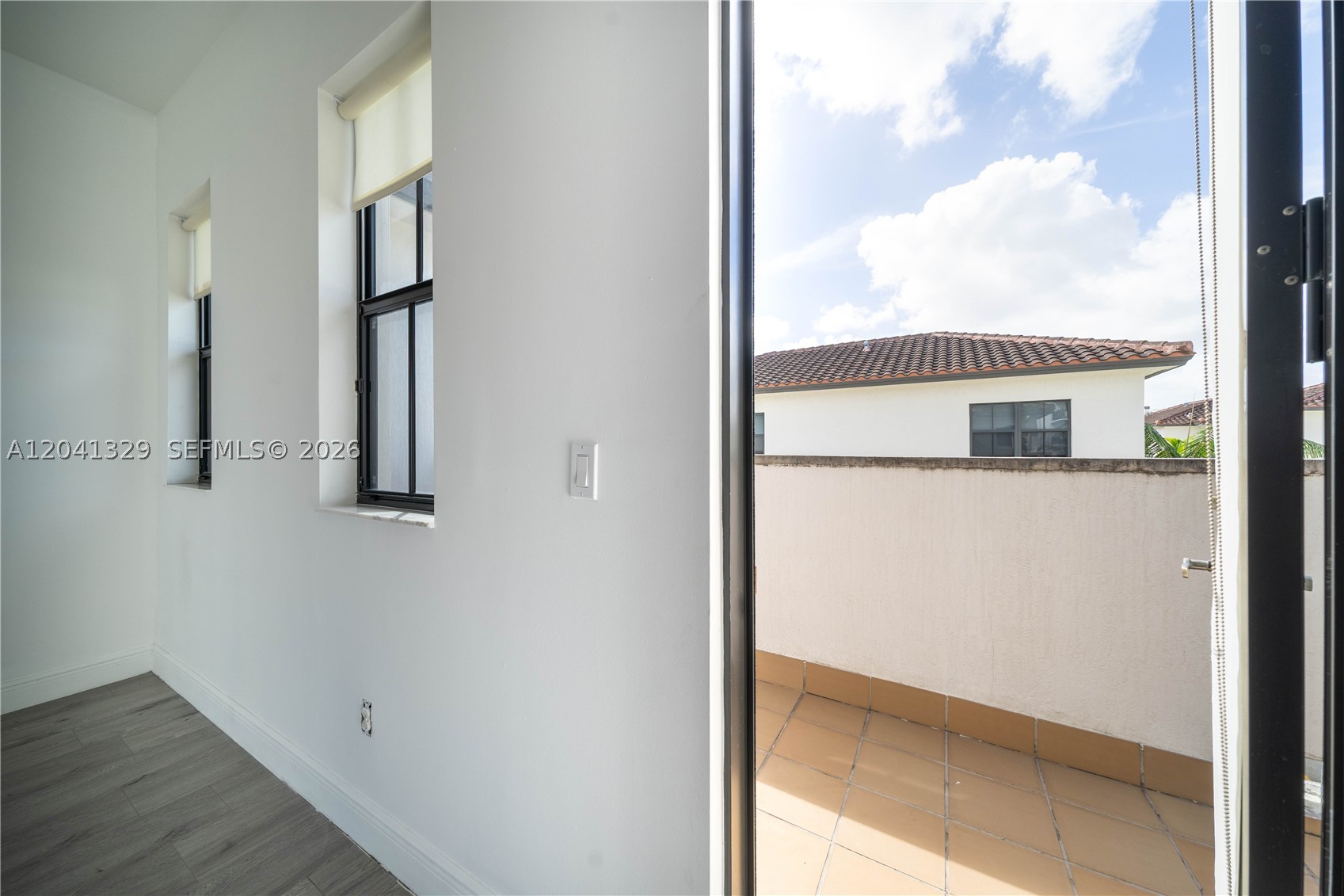 8478 NW 52nd St, Doral FL 33166