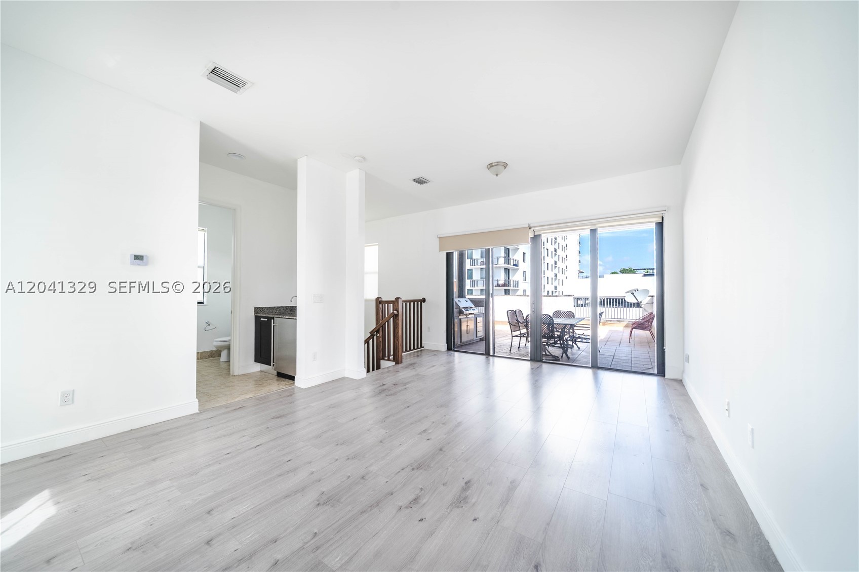 8478 NW 52nd St, Doral FL 33166