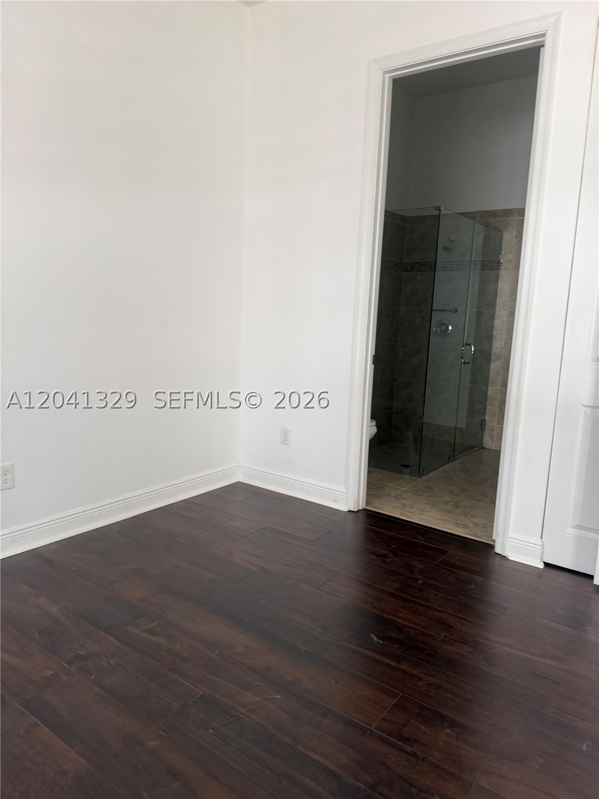 8478 NW 52nd St, Doral FL 33166