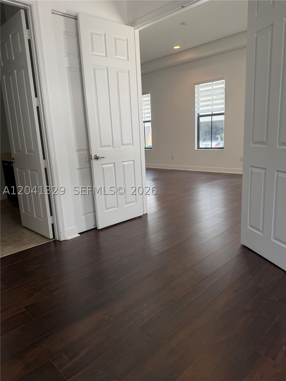 8478 NW 52nd St, Doral FL 33166