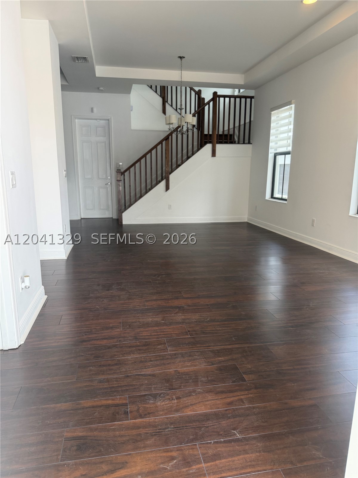 8478 NW 52nd St, Doral FL 33166