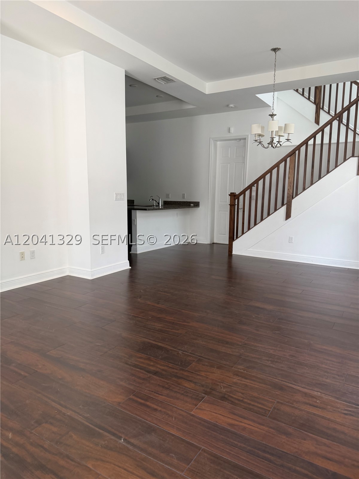 8478 NW 52nd St, Doral FL 33166