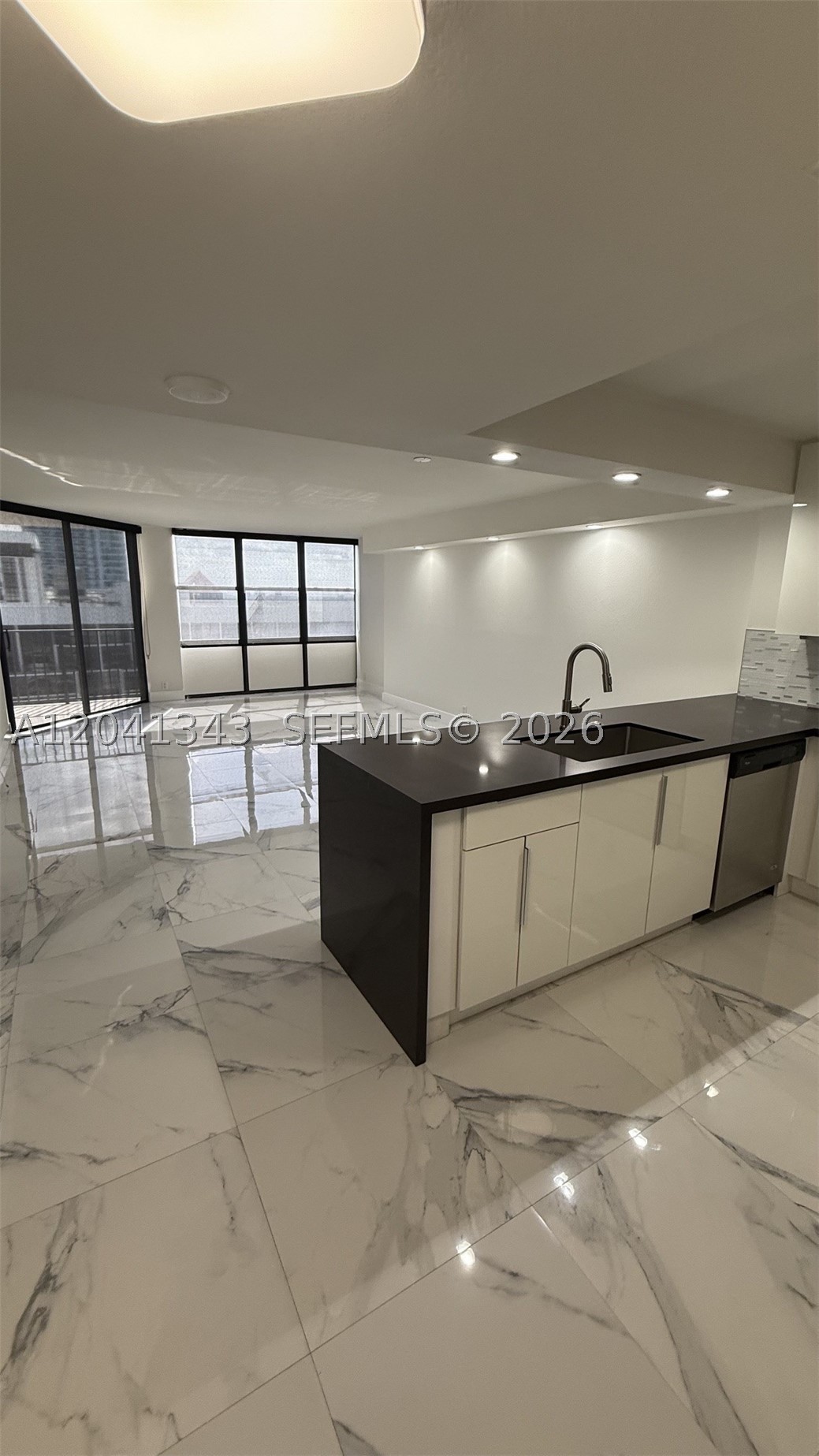 1901 Brickell Ave #B2003, Miami FL 33129