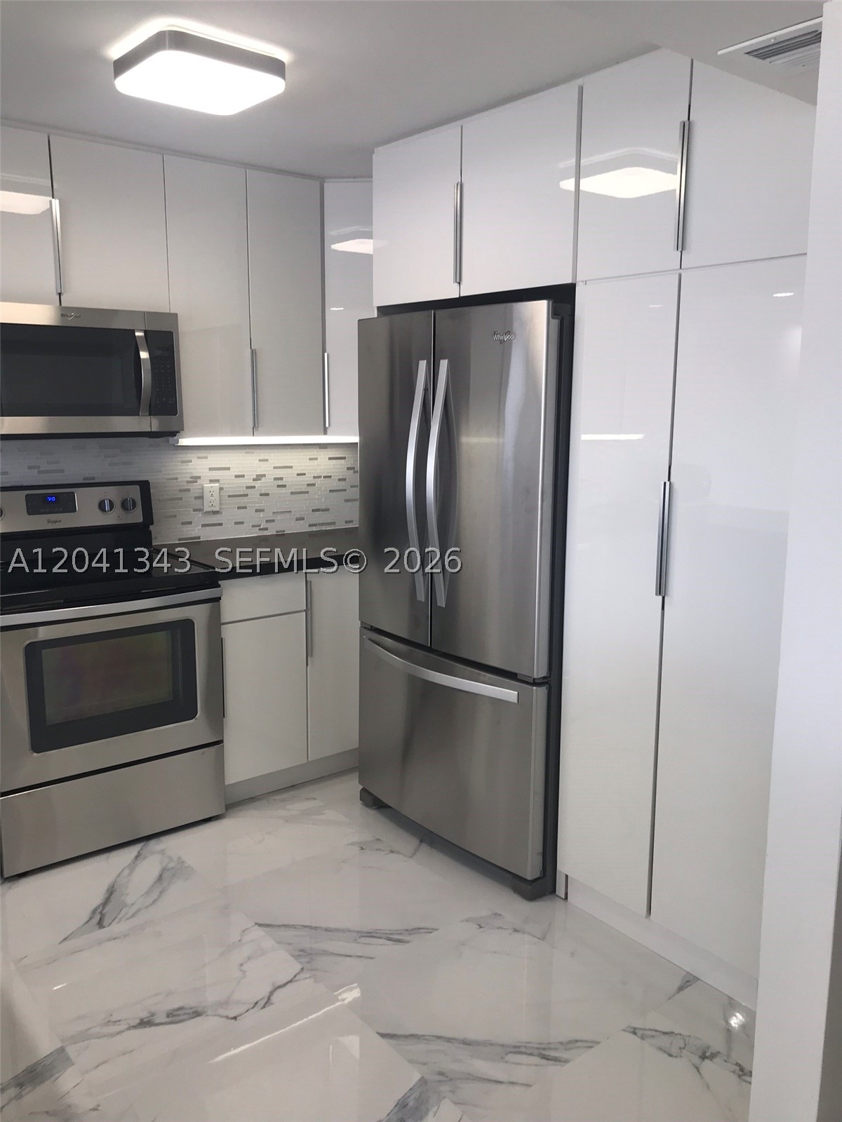 1901 Brickell Ave #B2003, Miami FL 33129
