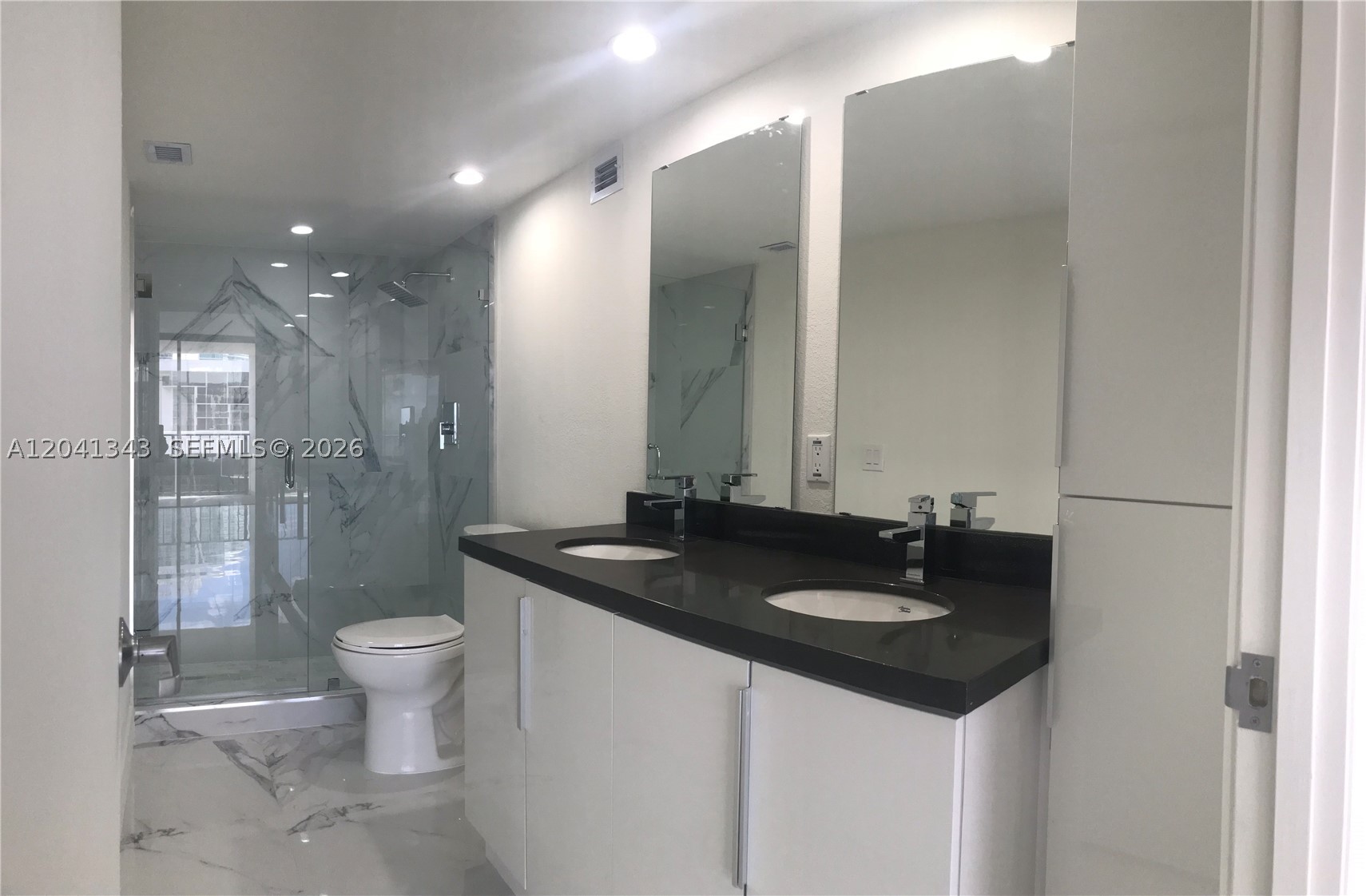 1901 Brickell Ave #B2003, Miami FL 33129