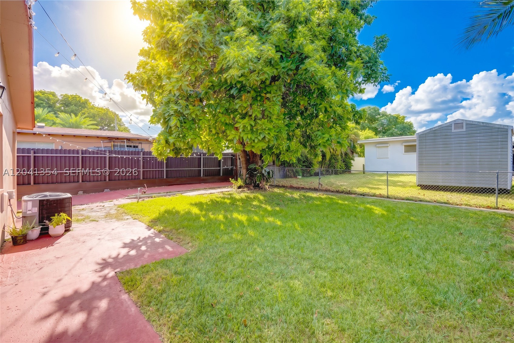 3210 NW 19th St, Miami FL 33125
