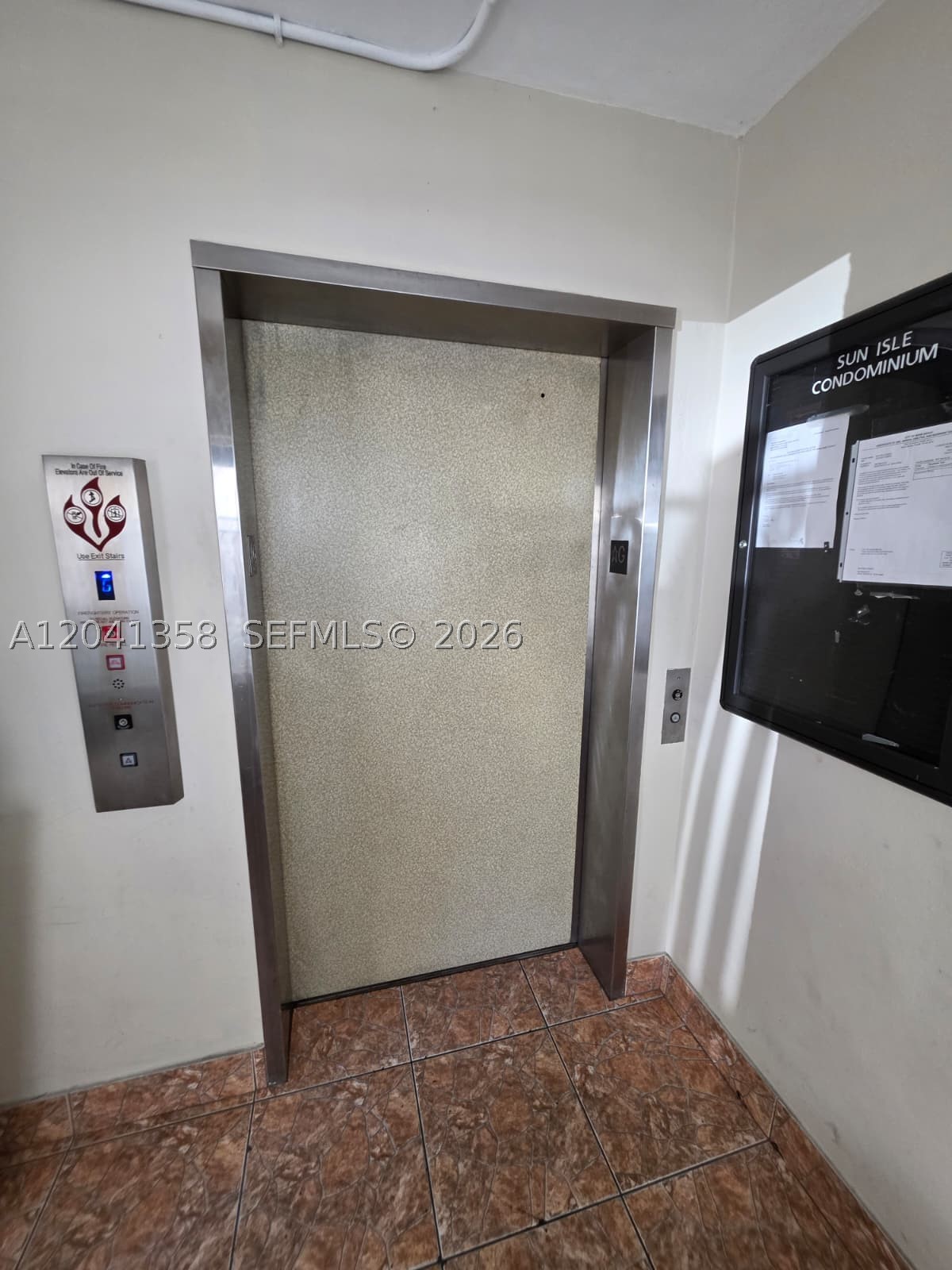 990 Biarritz Dr #303, Miami Beach FL 33141