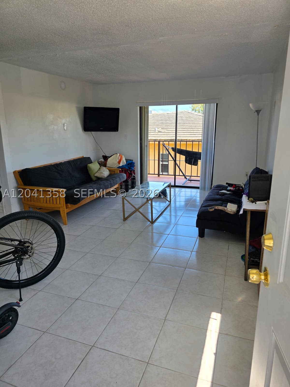990 Biarritz Dr #303, Miami Beach FL 33141