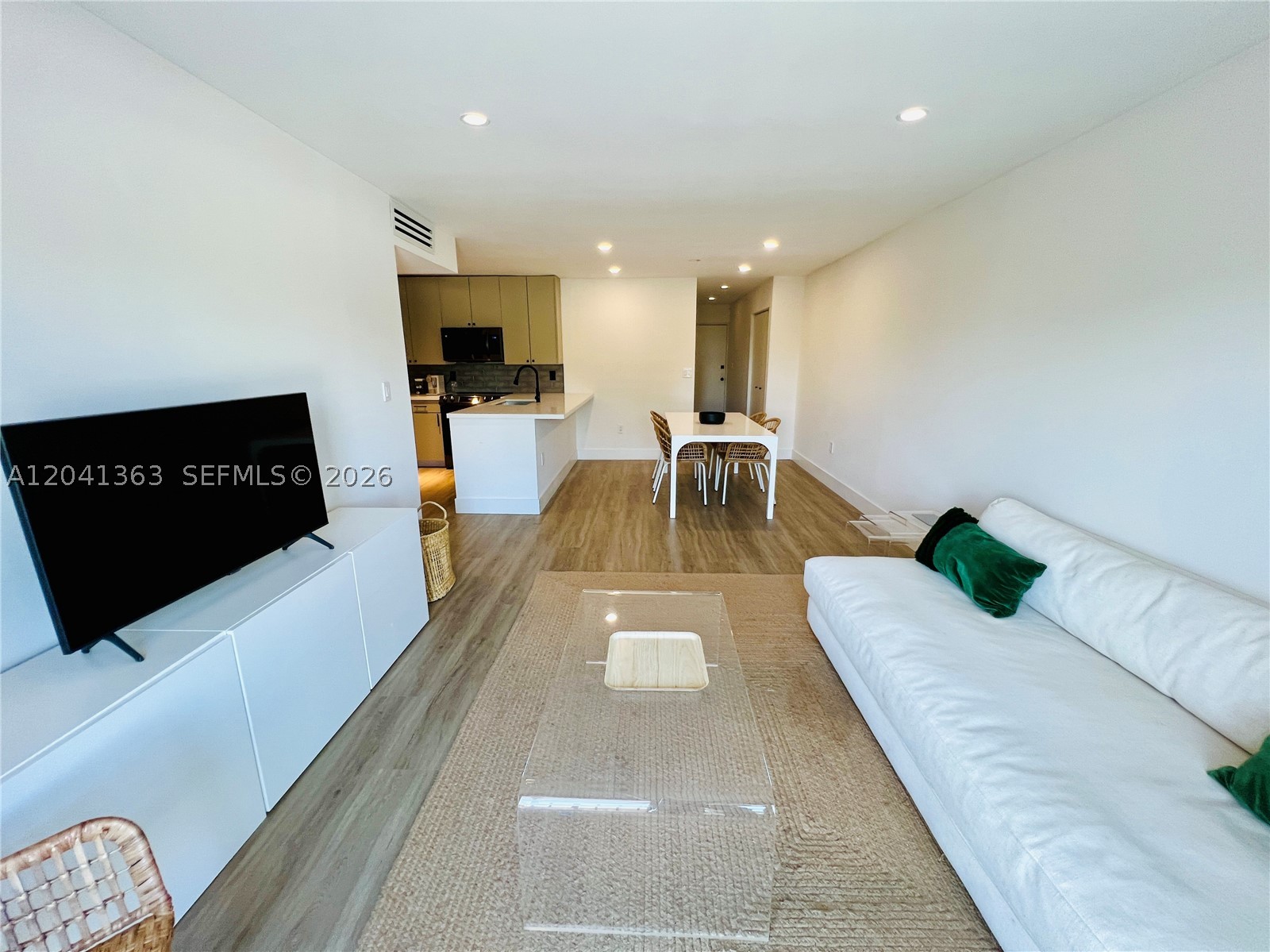 1900 Meridian Ave #306, Miami Beach FL 33139
