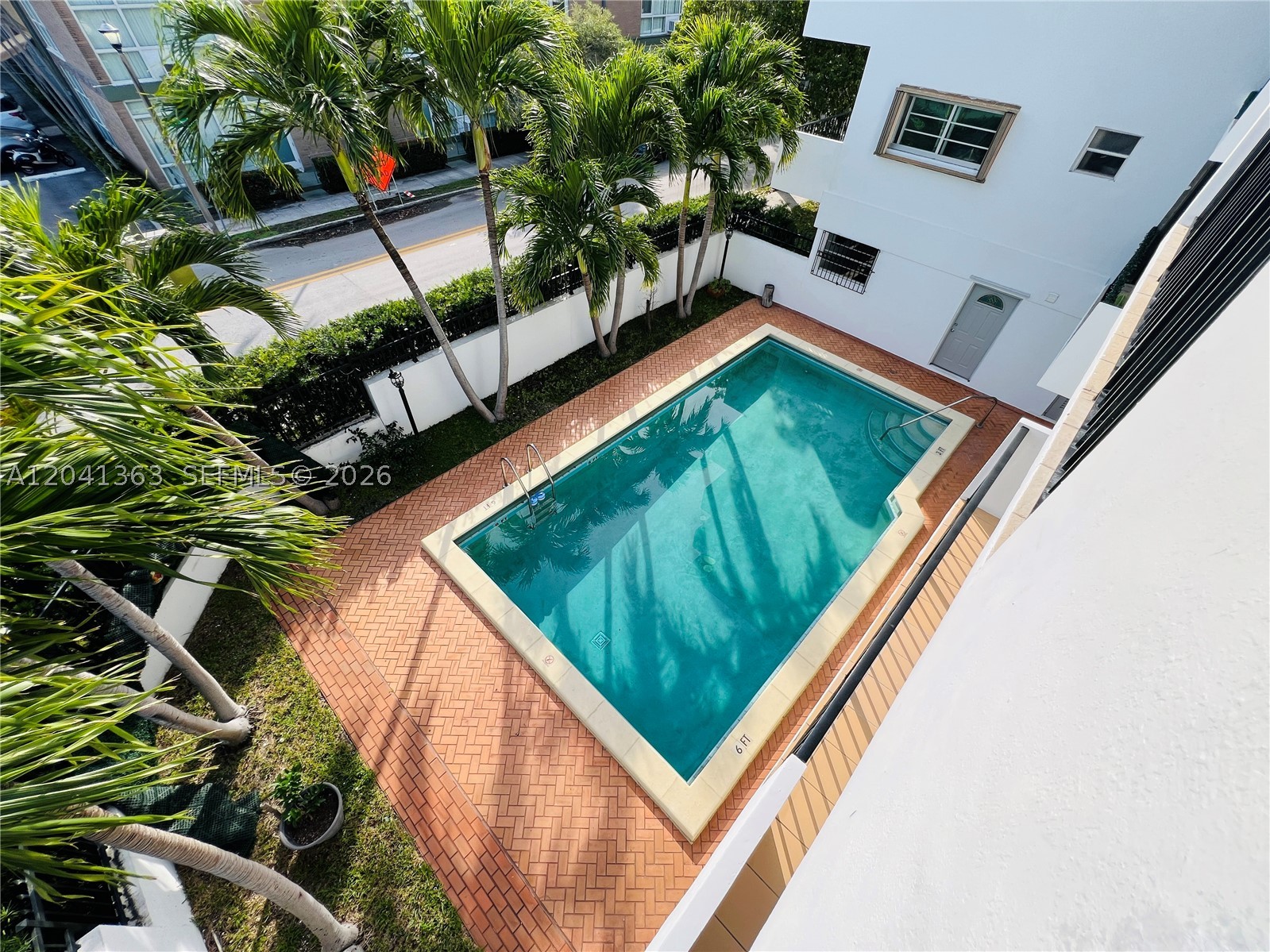 1900 Meridian Ave #306, Miami Beach FL 33139