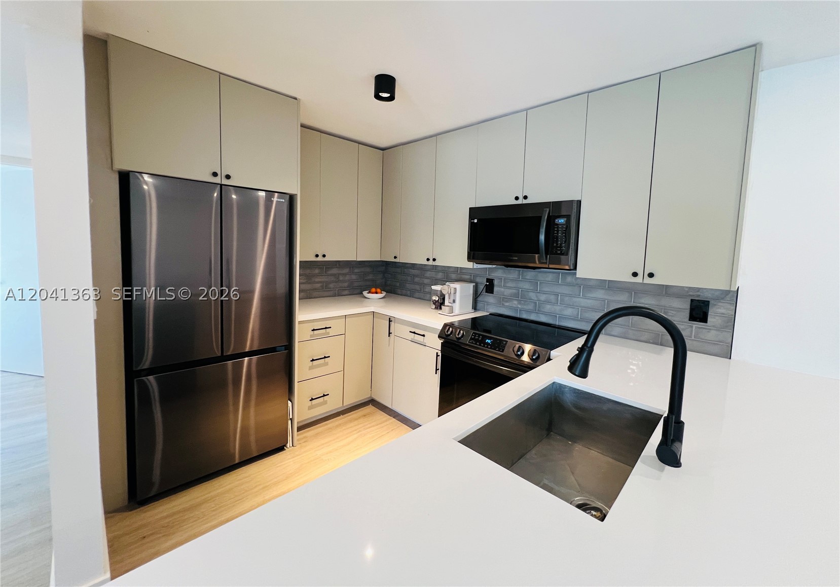 1900 Meridian Ave #306, Miami Beach FL 33139