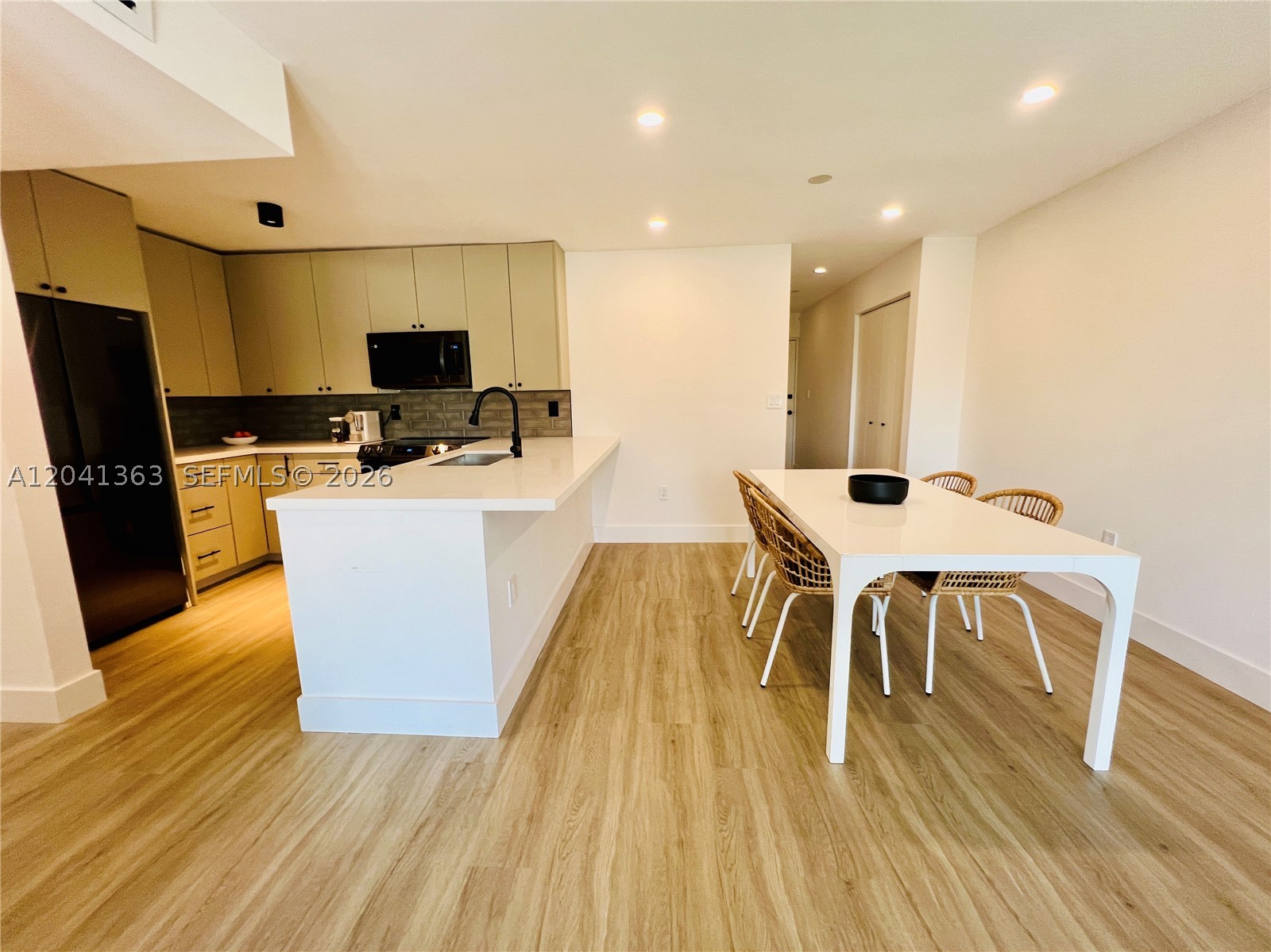 1900 Meridian Ave #306, Miami Beach FL 33139